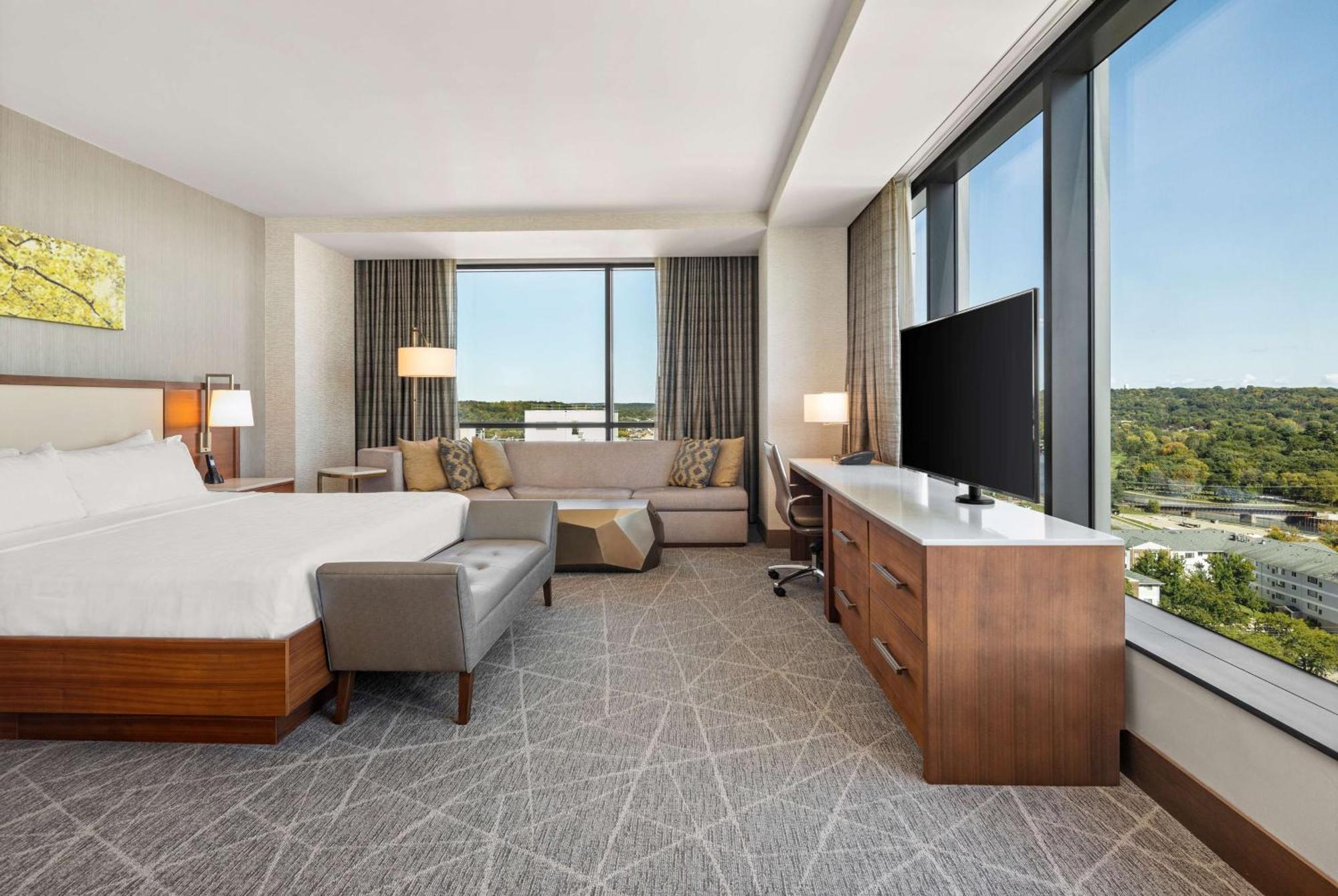 Hilton Rochester Mayo Clinic Area Esterno foto